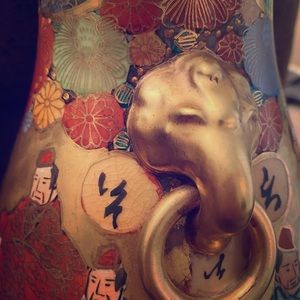 1930s Japanese Satsuma vase hand painted